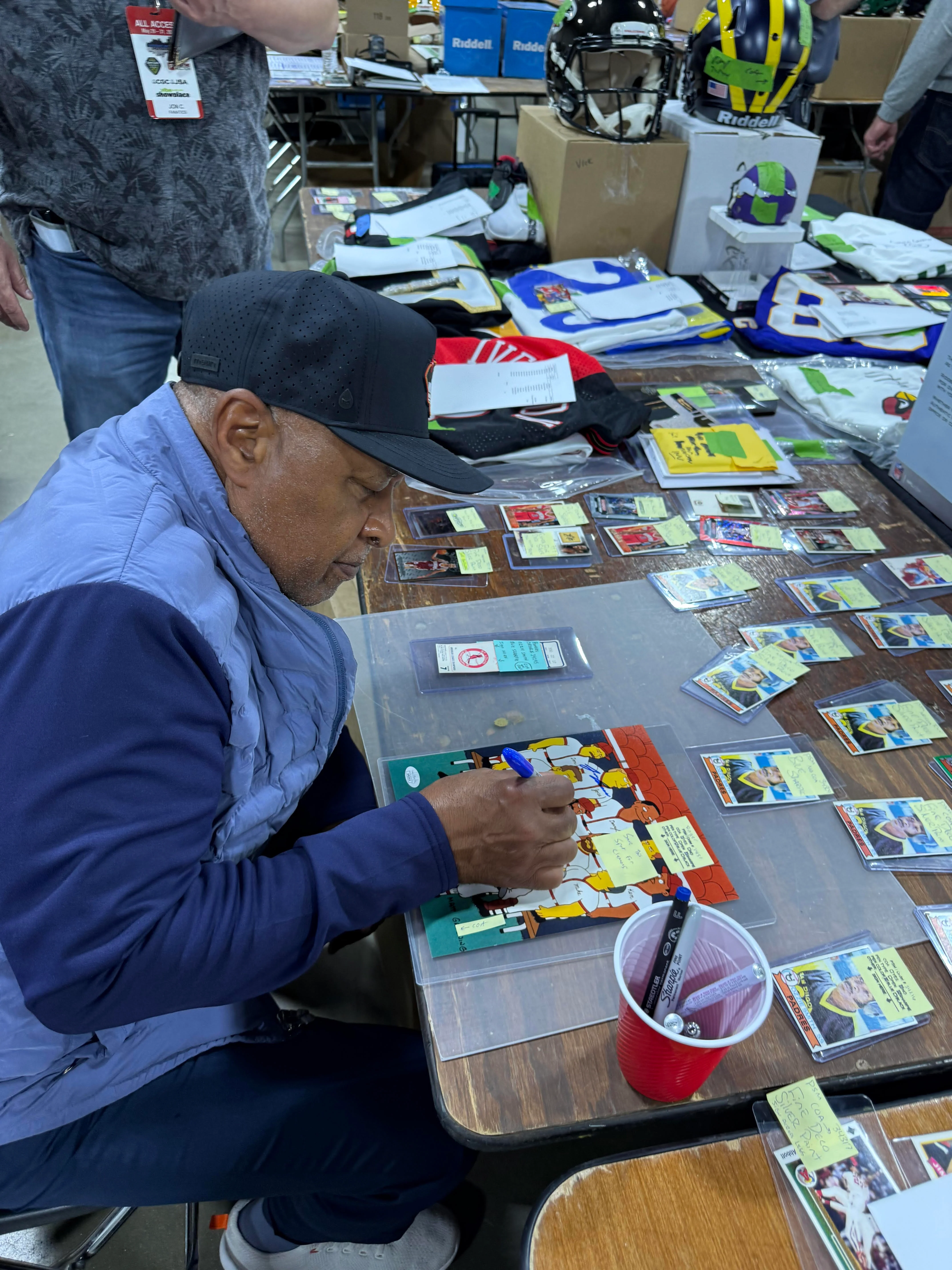 Ozzie Smith Autograph Signing